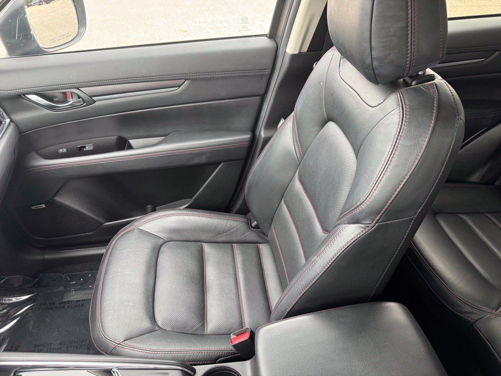 Used 2025 MAZDA CX-5 Carbon Edition AWD/4WD image 18