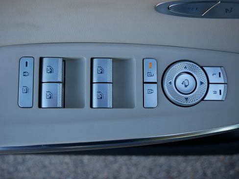 New 2026 Genesis GV70 2.5T Select image 24