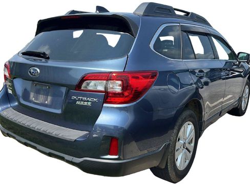 Used 2017 Subaru Outback 2.5i Premium AWD/4WD image 5