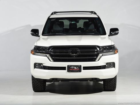 Used 2021 Toyota Land Cruiser Heritage Edition AWD/4WD image 2
