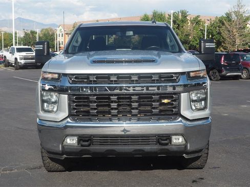 Used 2020 Chevrolet Silverado 2500 LT w/ Convenience Package image 2