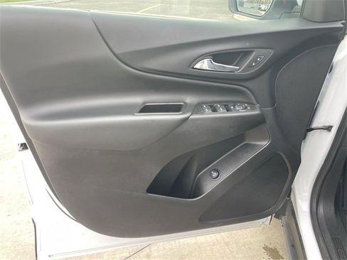 Used 2024 Chevrolet Equinox LT image 21