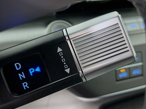 Certified 2025 Hyundai Kona SEL image 12