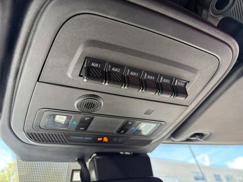 Used 2023 Ford Bronco Wildtrak AWD/4WD image 26