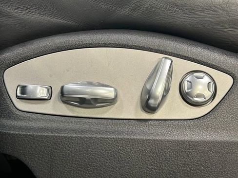 Used 2018 Porsche Macan S image 16