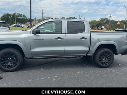 New 2026 Chevrolet Colorado W/T w/ WT Custom Package AWD/4WD image 5
