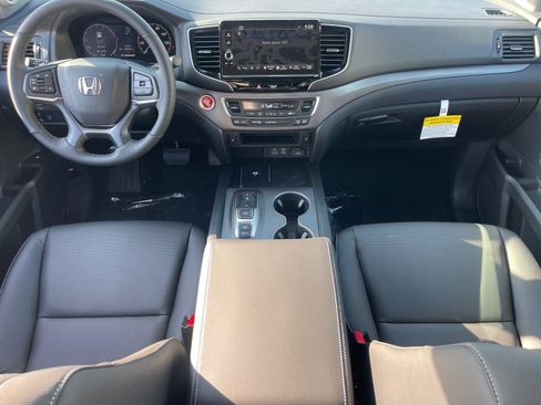 New 2025 Honda Ridgeline RTL image 10