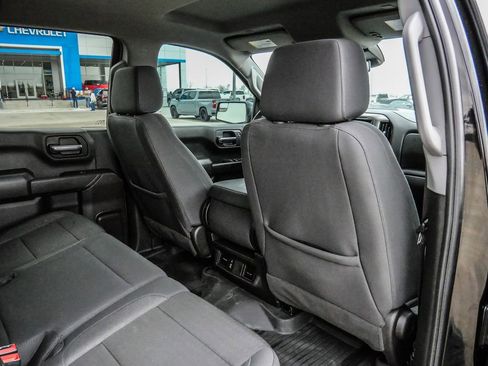 Used 2024 Chevrolet Silverado 1500 Custom Trail Boss w/ LPO, Dark Essentials Package image 21