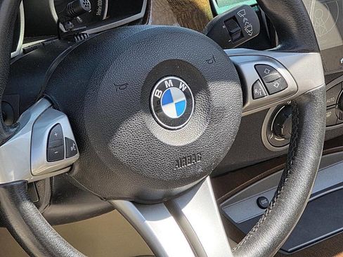 Used 2004 BMW Z4 3.0i image 15