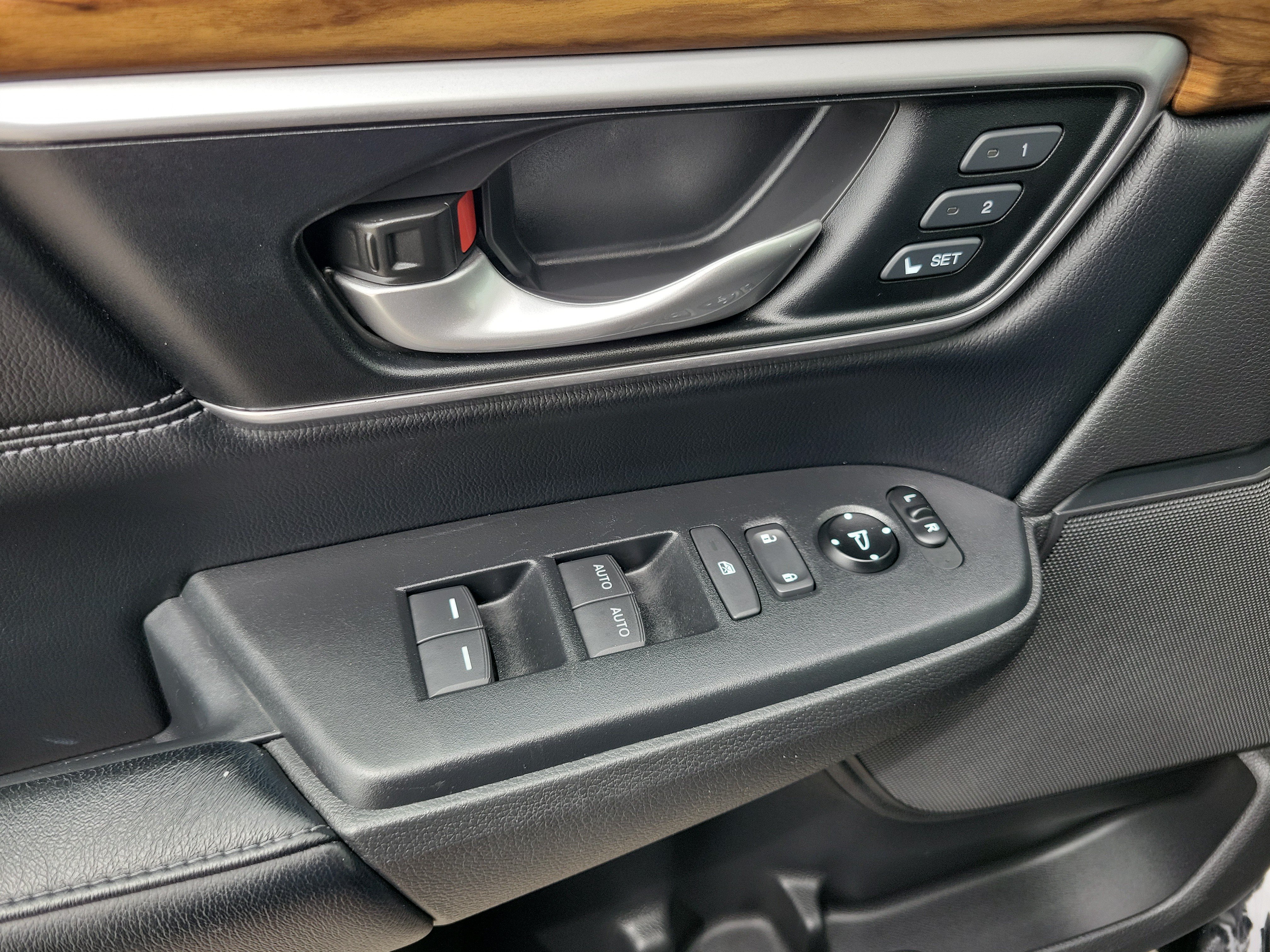 Used 2017 Honda CR-V EX-L image 21