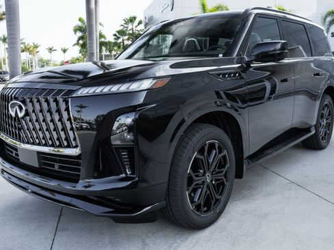 New 2026 INFINITI QX80 4WD w/ Sport Exterior Package image 5