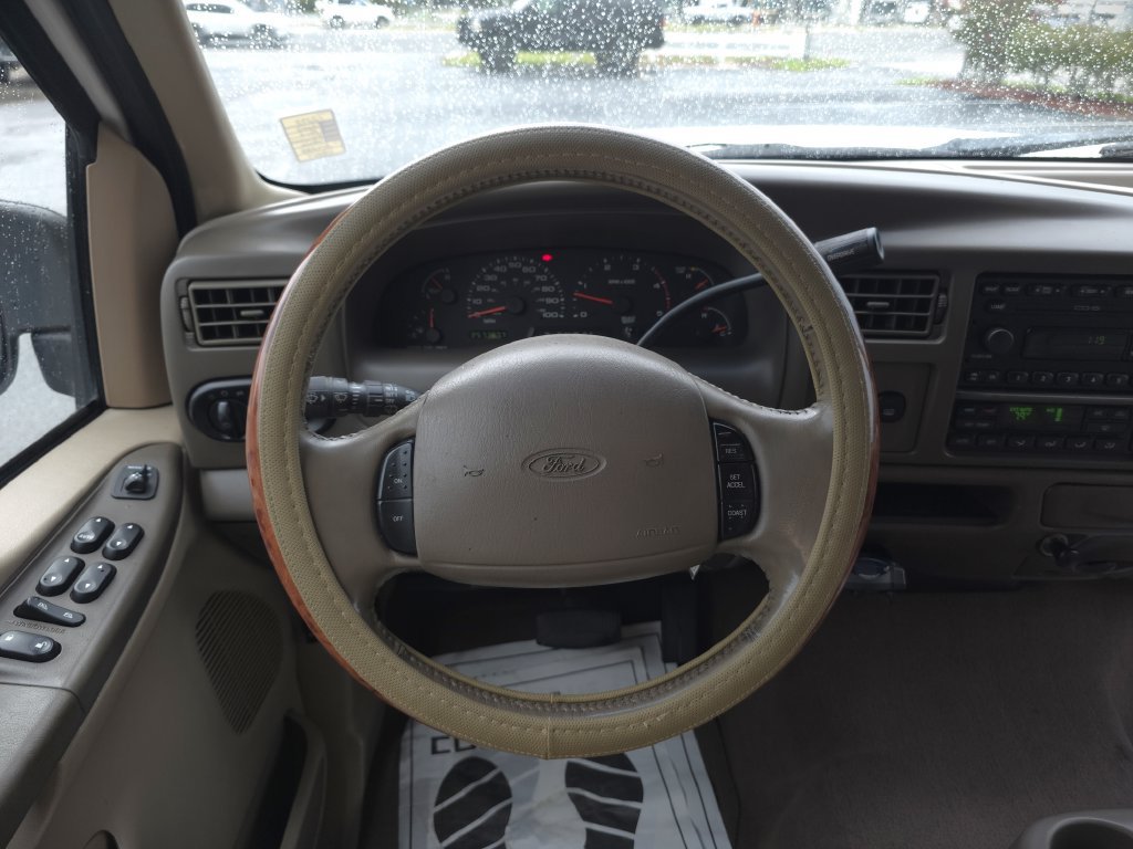 Used 2002 Ford Excursion Limited RWD image 23