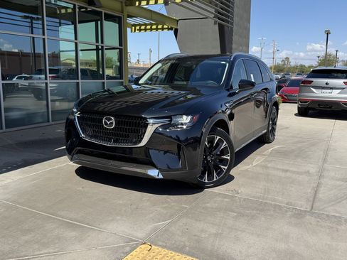 Used 2024 MAZDA CX-90 Plug-In Hybrid w/ Premium Pkg image 2