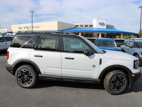 New 2026 Ford Bronco Sport Outer Banks w/ Outer Banks Tech Package+ AWD/4WD image 18