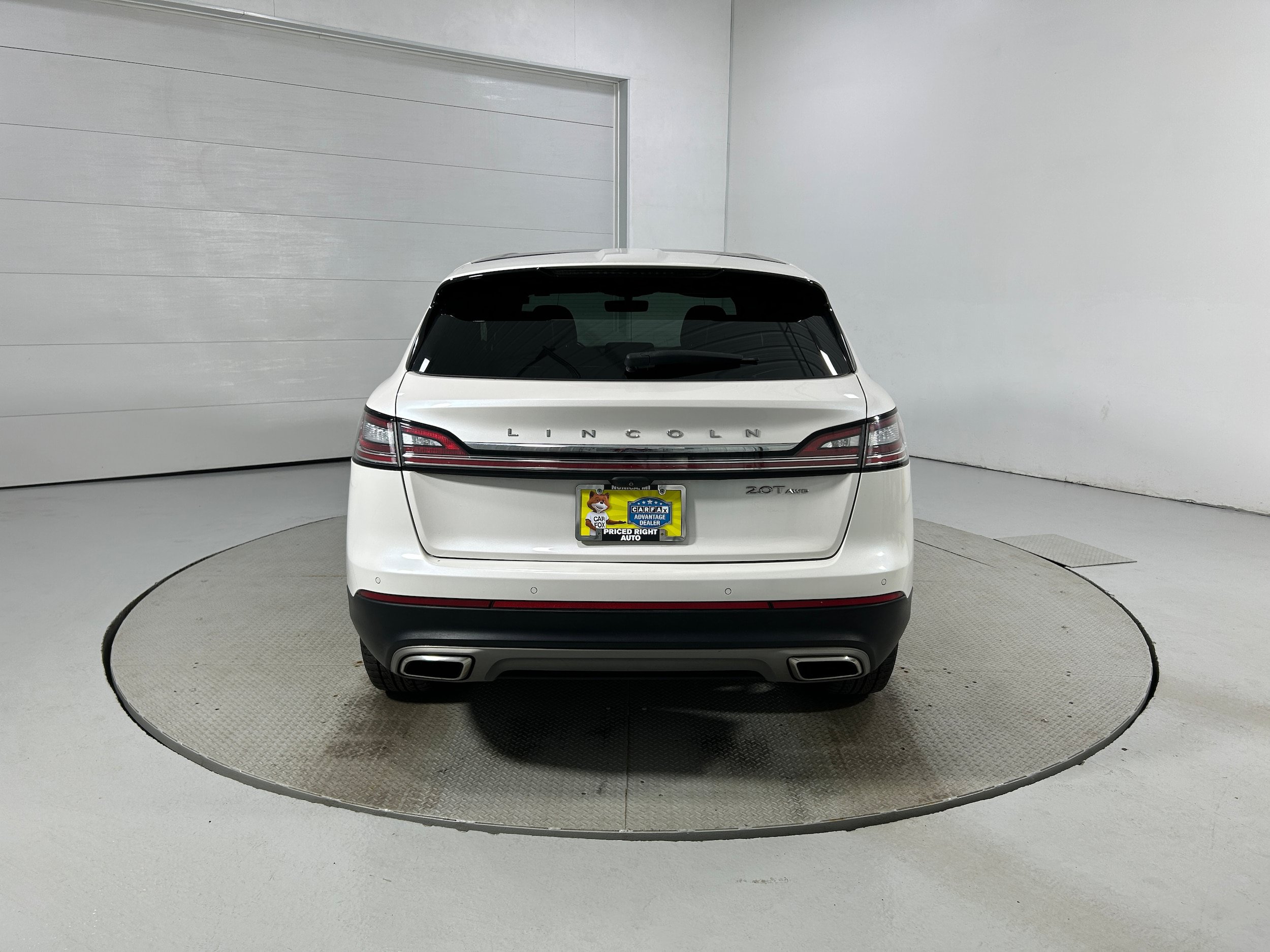Used 2019 Lincoln Nautilus Reserve AWD/4WD image 34