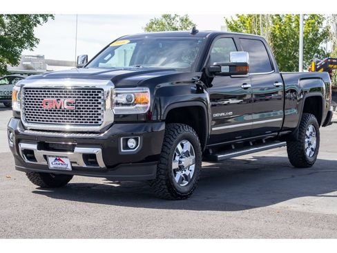 Used 2016 GMC Sierra 3500 Denali w/ Duramax Plus Package AWD/4WD image 7
