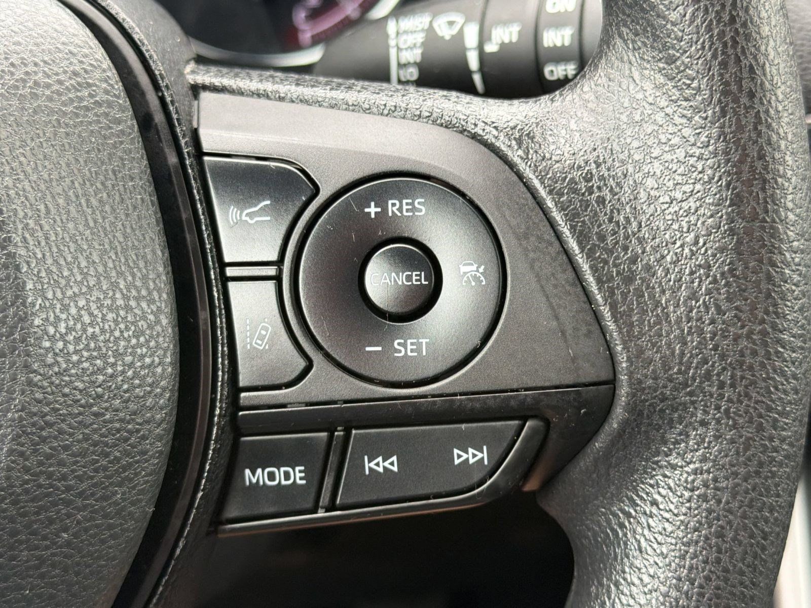 Certified 2023 Toyota RAV4 XLE w/ Convenience Package FWD image 18