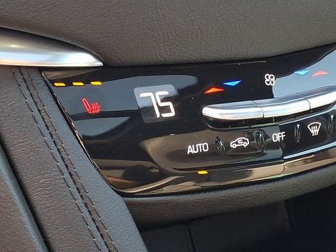 Certified 2024 Cadillac XT5 Premium Luxury FWD image 23