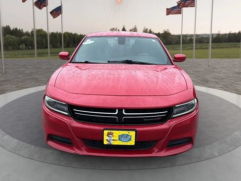 Used 2016 Dodge Charger SE w/ Sport Appearance Group RWD image 2