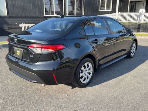 Used 2020 Toyota Corolla LE image 8