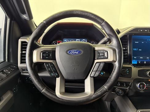 Used 2022 Ford F350 Platinum AWD/4WD image 21
