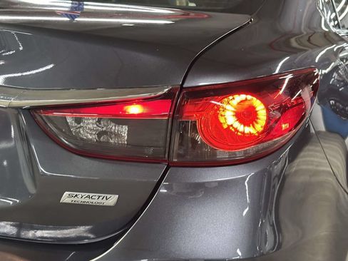 Used 2014 MAZDA MAZDA6 Touring w/ Touring Technology Package FWD image 11