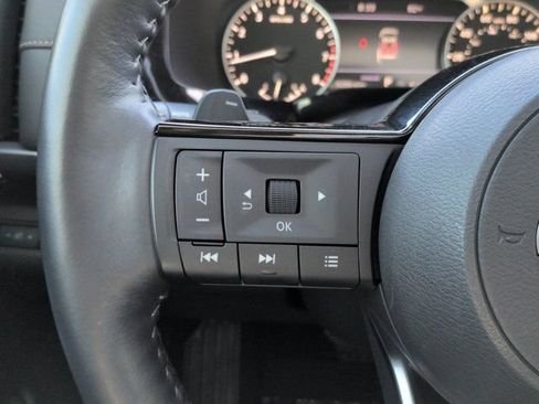 Used 2025 Nissan Pathfinder SL w/ SL Premium Package FWD image 25