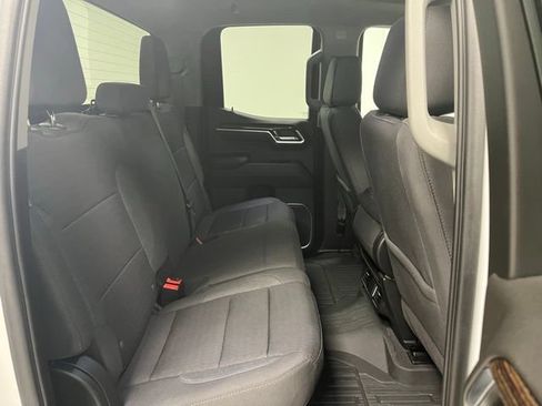 Used 2023 GMC Sierra 1500 SLE AWD/4WD image 47
