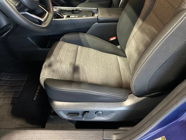 Used 2021 Nissan Rogue SV FWD image 39