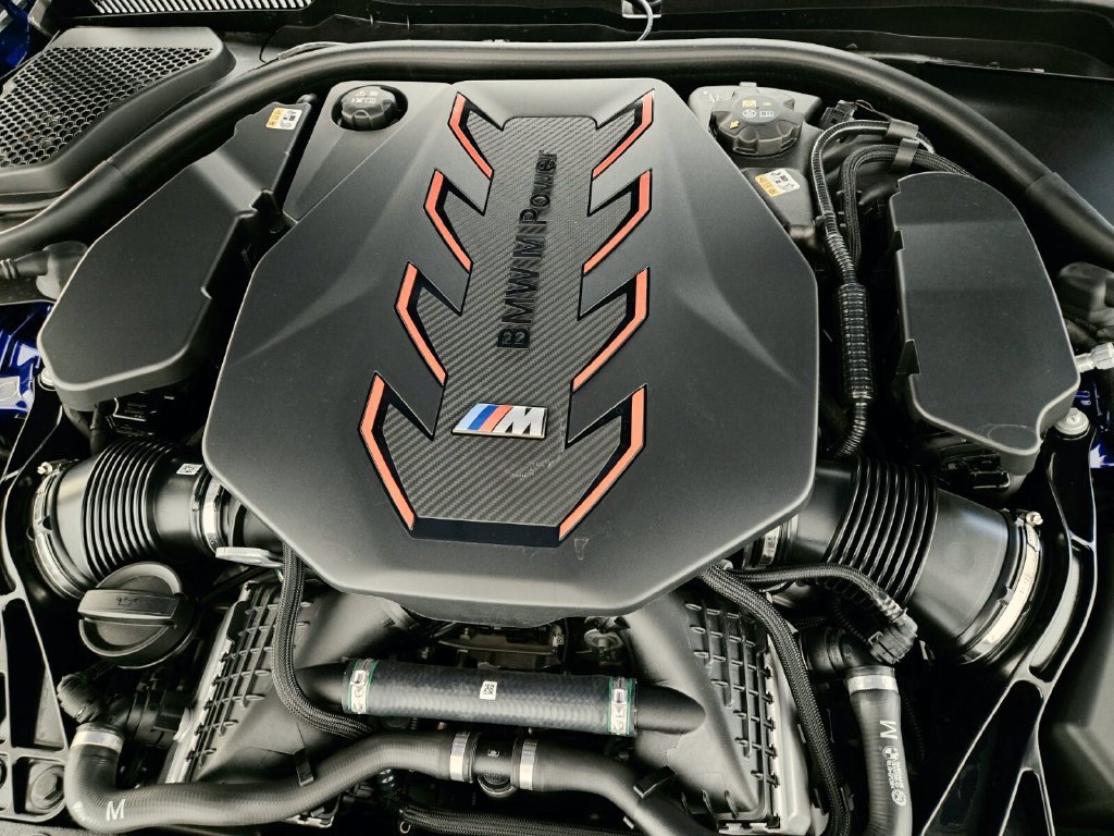 Used 2025 BMW M5 w/ Carbon Package AWD/4WD image 28