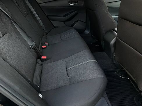 Used 2023 Honda Accord Sport image 29