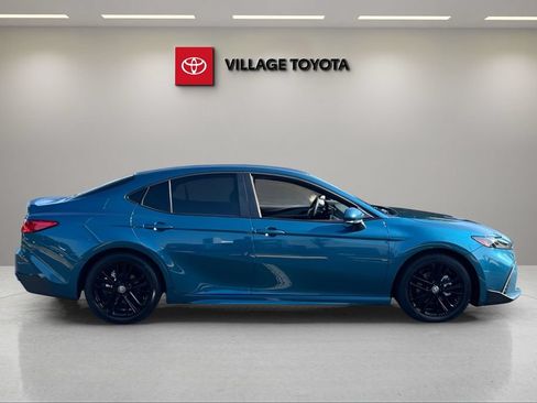 Certified 2026 Toyota Camry SE w/ Convenience Package FWD image 6