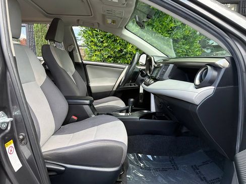 Used 2015 Toyota RAV4 XLE w/ Outdoor Package FWD image 31