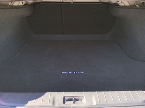 Used 2024 Nissan Sentra SV image 18