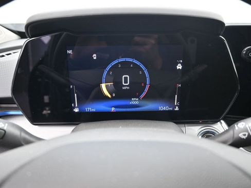 Used 2026 Chevrolet Trax LT FWD image 11