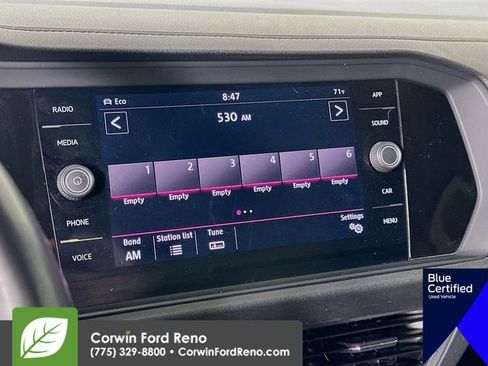 Used 2019 Volkswagen Jetta SEL w/ Cold Weather Package FWD image 18