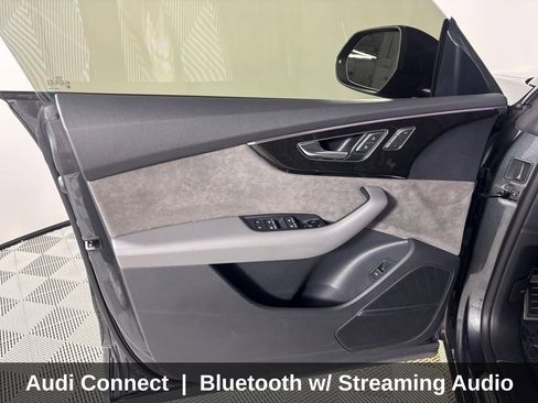 Used 2021 Audi SQ8 Premium Plus w/ SQ8 Black Optic Package AWD/4WD image 13