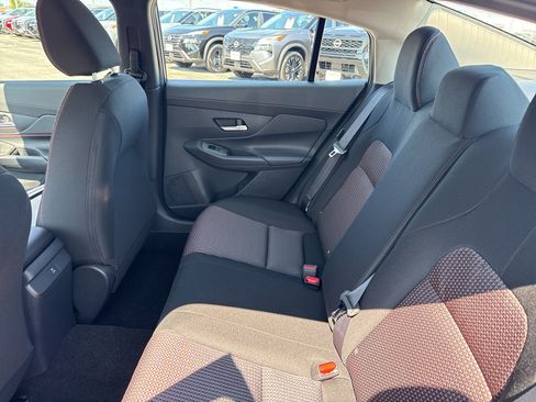 New 2027 Nissan Sentra SR FWD image 31