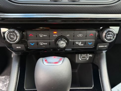 New 2026 Jeep Compass Limited image 29