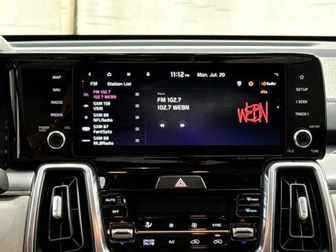 Used 2023 Kia Sorento EX AWD/4WD image 6