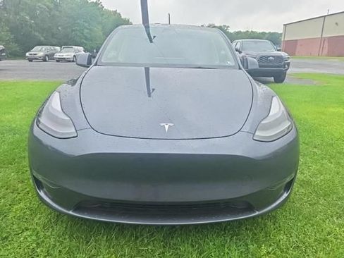 Used 2022 Tesla Model Y Performance AWD/4WD image 6
