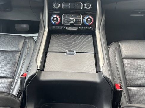 Used 2021 GMC Yukon Denali RWD image 6