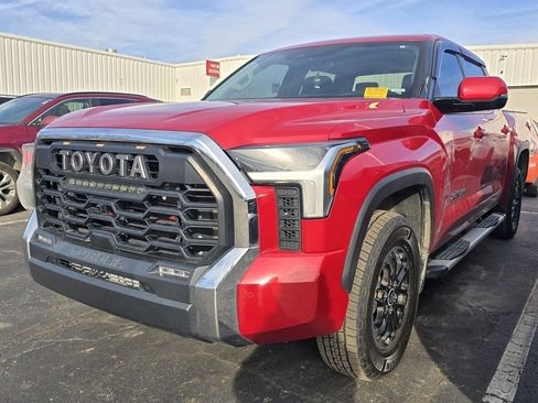 Used 2022 Toyota Tundra SR5 image 3