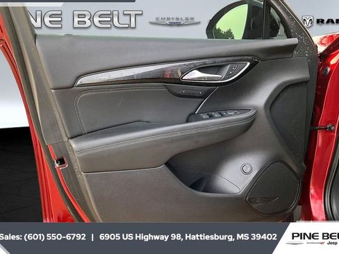 Used 2023 Buick Envision Essence w/ Sport Touring Package image 17