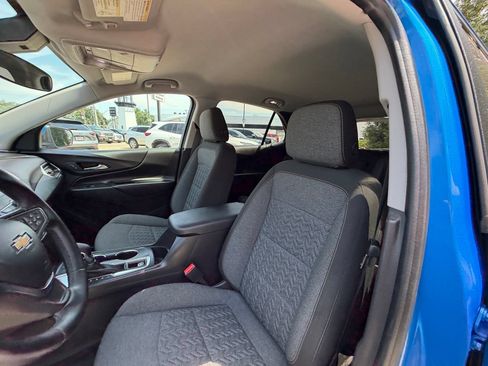 Used 2024 Chevrolet Equinox LT w/ LPO, Floor Liner Package FWD image 11