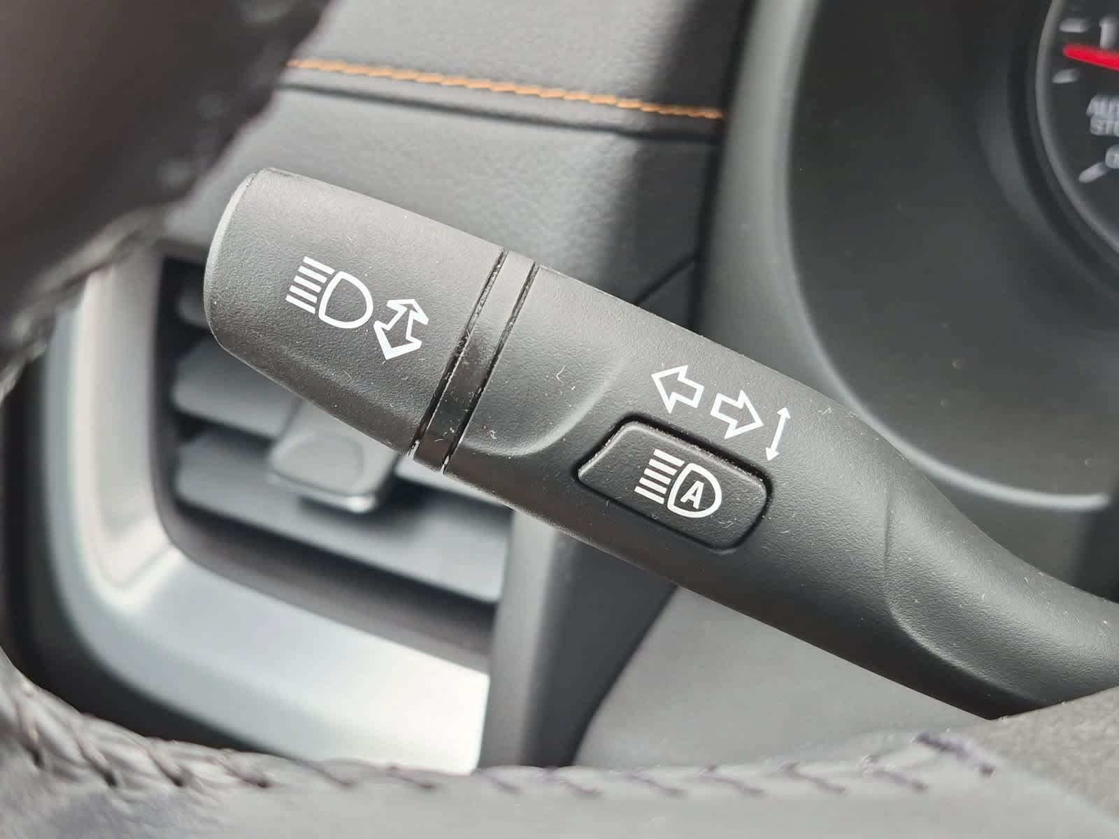 Used 2021 GMC Terrain SLT AWD/4WD image 26