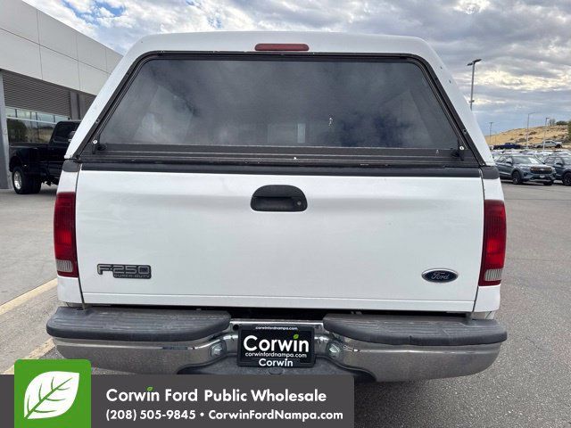 Used 2003 Ford F250 XLT AWD/4WD image 5