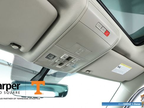 Used 2023 Volkswagen Atlas SE w/ Panoramic Sunroof Package FWD image 26