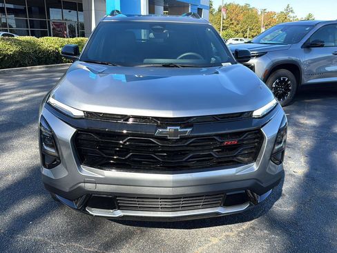 New 2026 Chevrolet Equinox RS w/ Convenience Package III FWD image 7