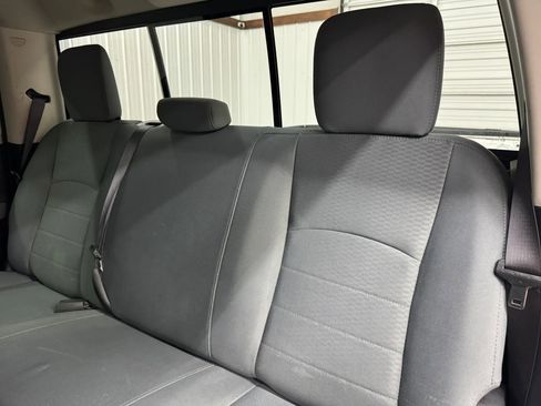 Used 2018 RAM 2500 SLT AWD/4WD image 12